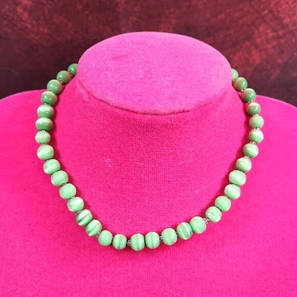 💜Jade Green Beaded Anklet - Picture 3 of 6